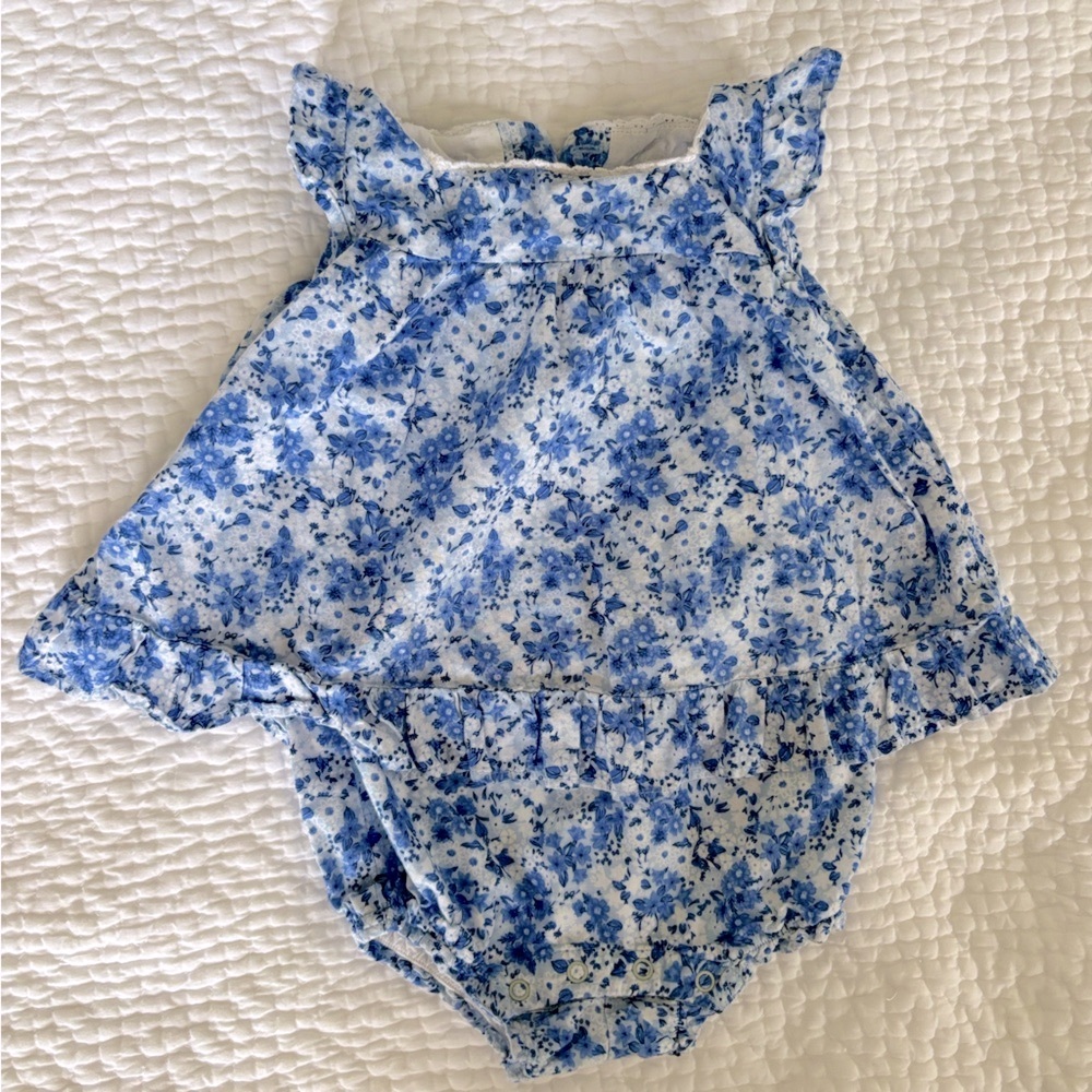 Janie and Jack Floral Blue/ White Baby Romper EUC 6-12m